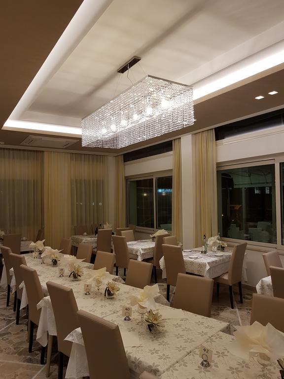 Hotel Solemare เชเซนาติโก ภายนอก รูปภาพ